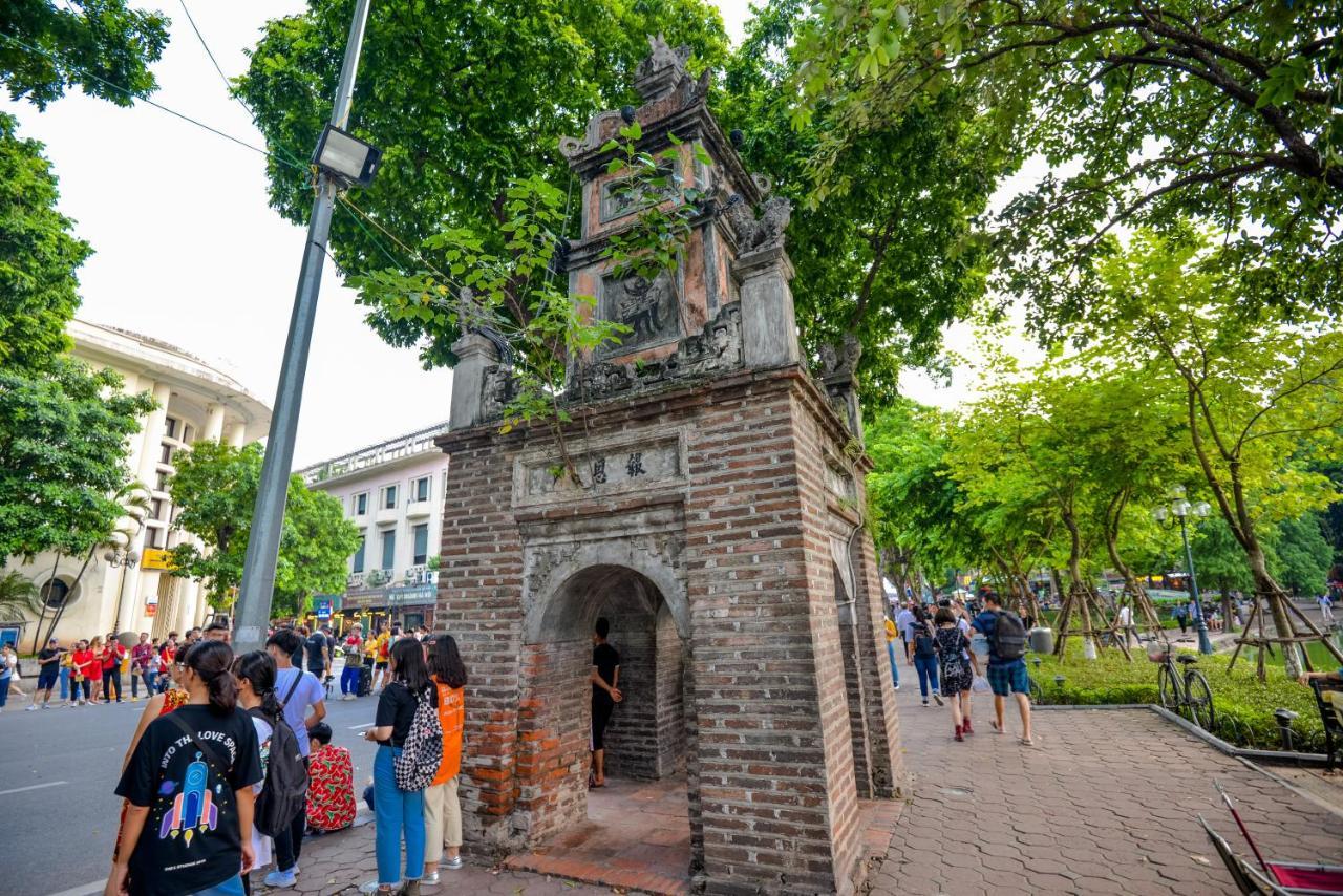 22Housing Hotel & Apartment 81 Linh Lang Hanoi Exterior foto