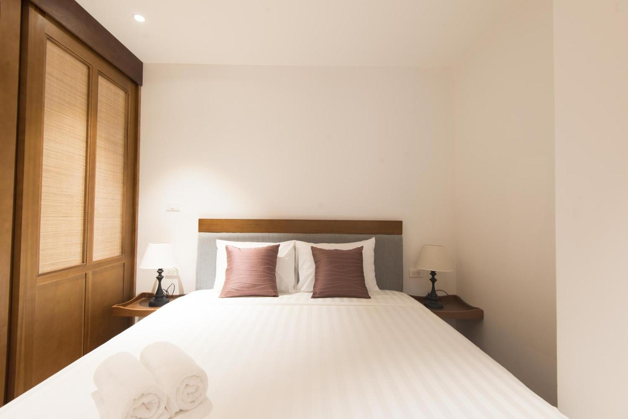 22Housing Hotel & Apartment 81 Linh Lang Hanoi Exterior foto